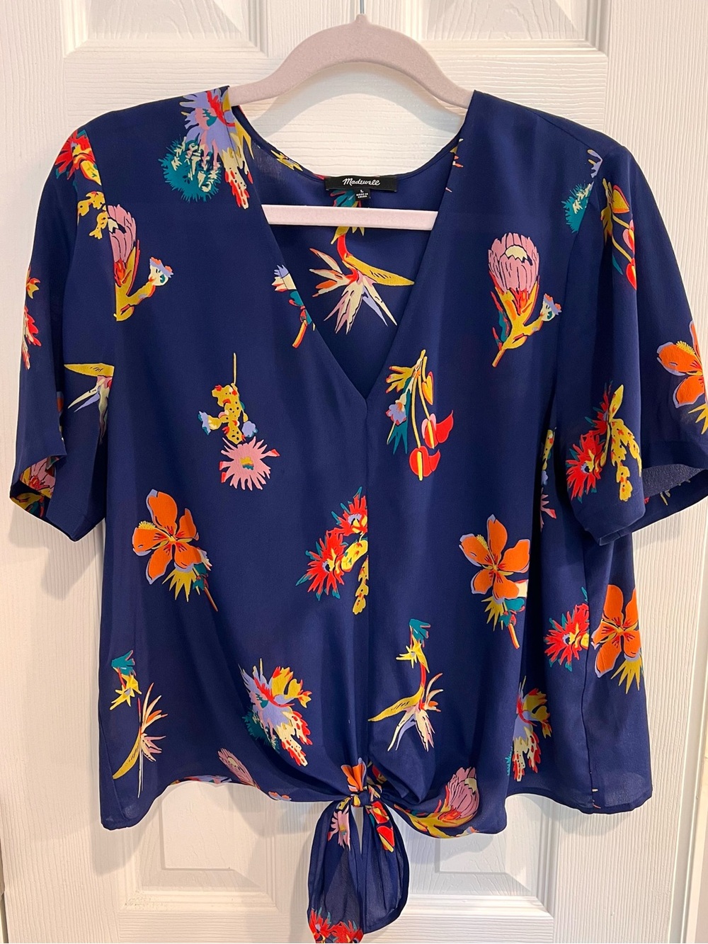 100% Silk Madewell Navy Floral Tie-Front V-Neck Blouse